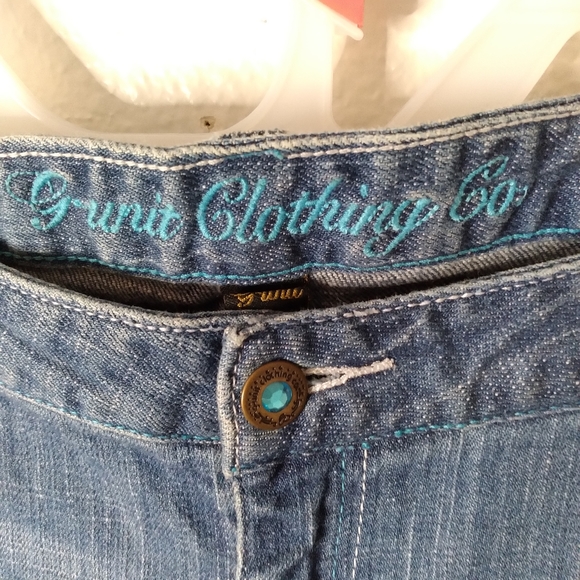 #343 G-Unit Women's Cropped Carpi Low Rise Jeans - Picture 2 of 16